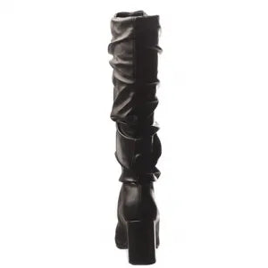 BOTA ENRRUGADA LONGA