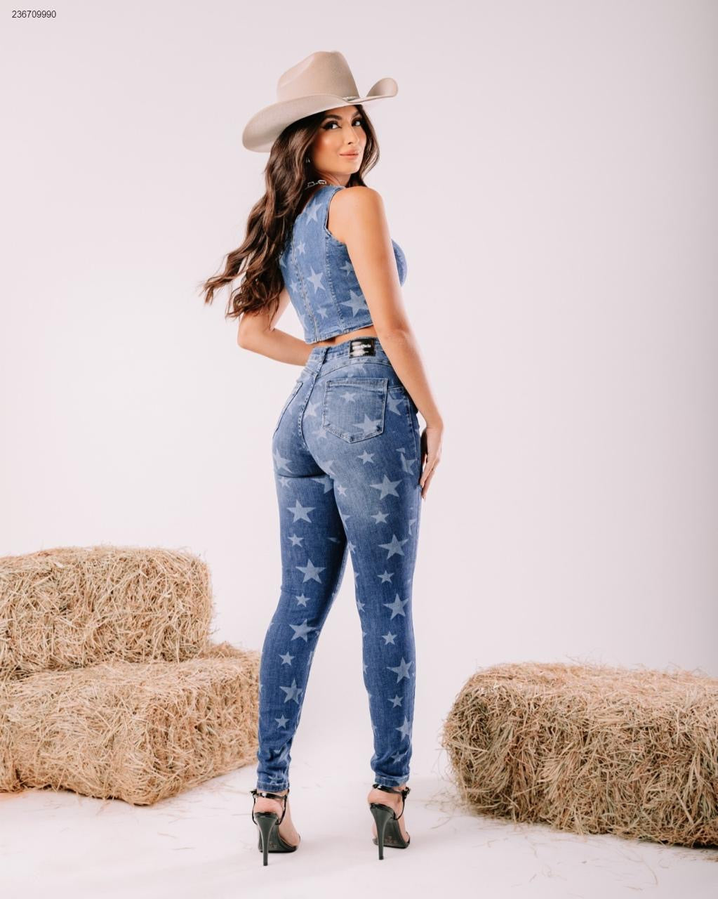 Calça jeans flare feminina cintura média - Ana Castela
